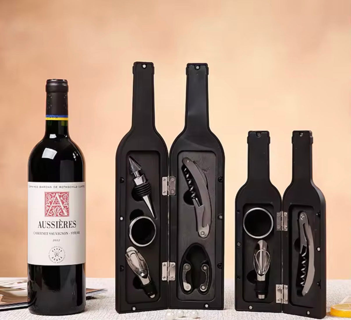 Wine accessory gift set